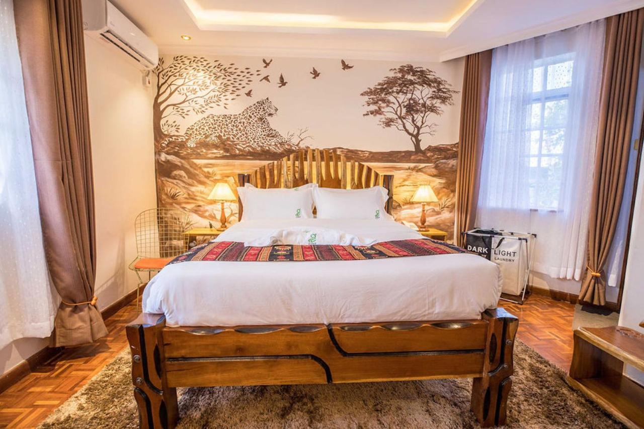 Gigiri Lion I Hotel